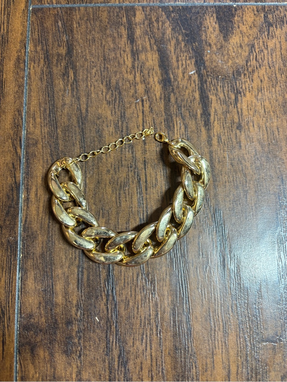 Gold Chunky Chain Bracelet - Elegant Women’s Fashion Jewelry